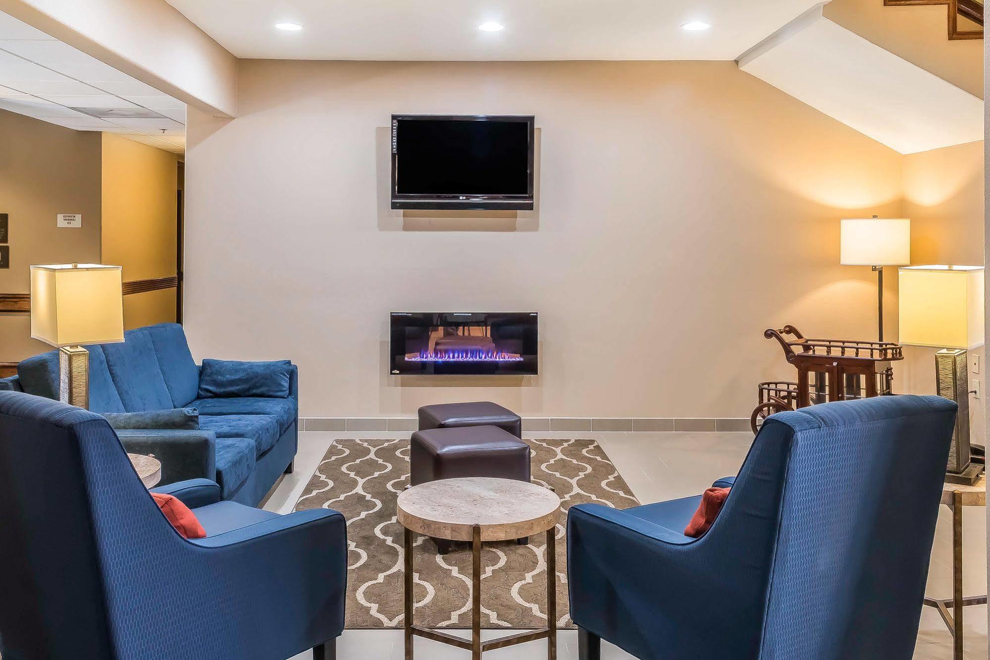 Mainstay Suites Edinburg Esterno foto