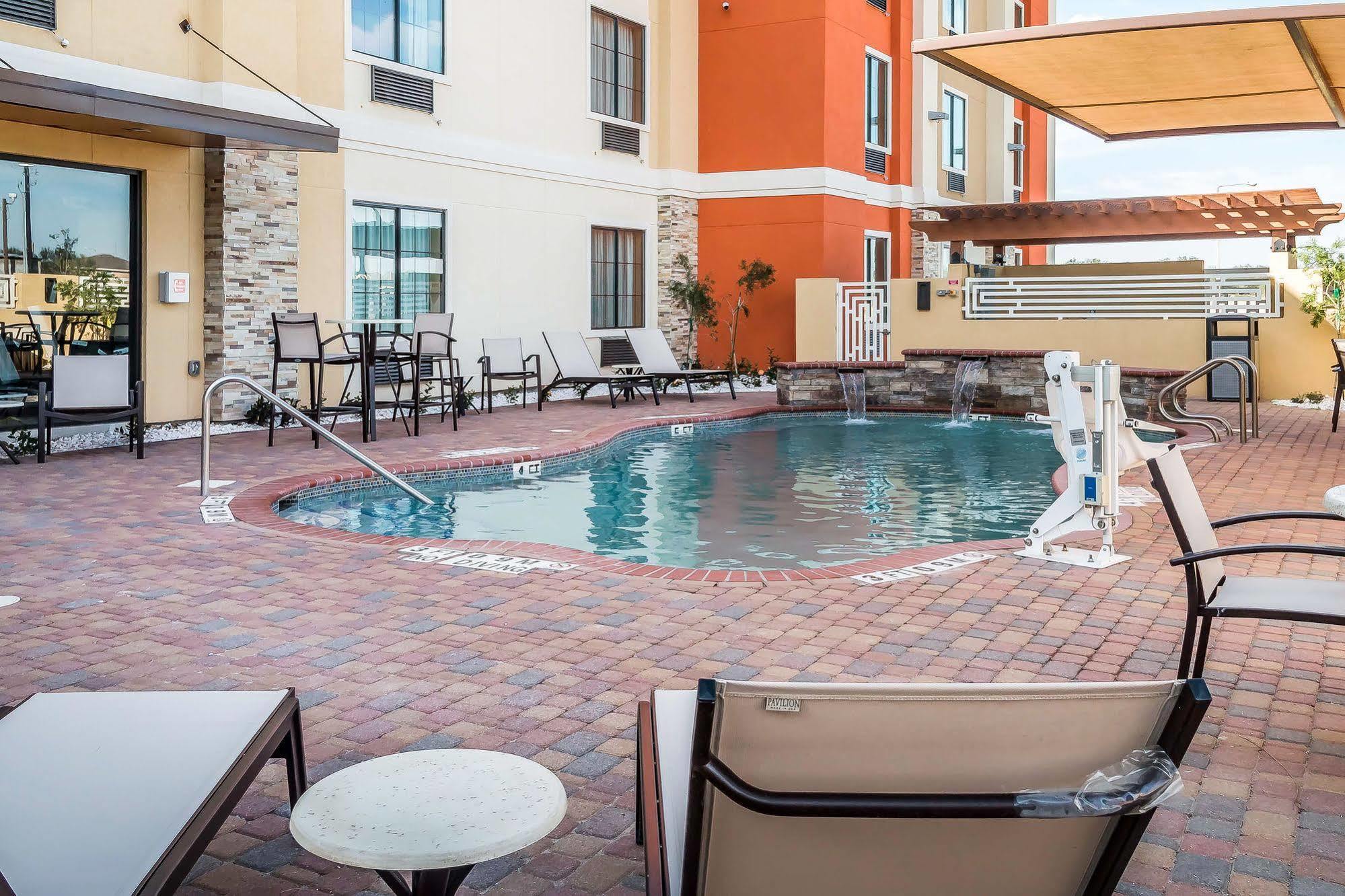 Mainstay Suites Edinburg Esterno foto