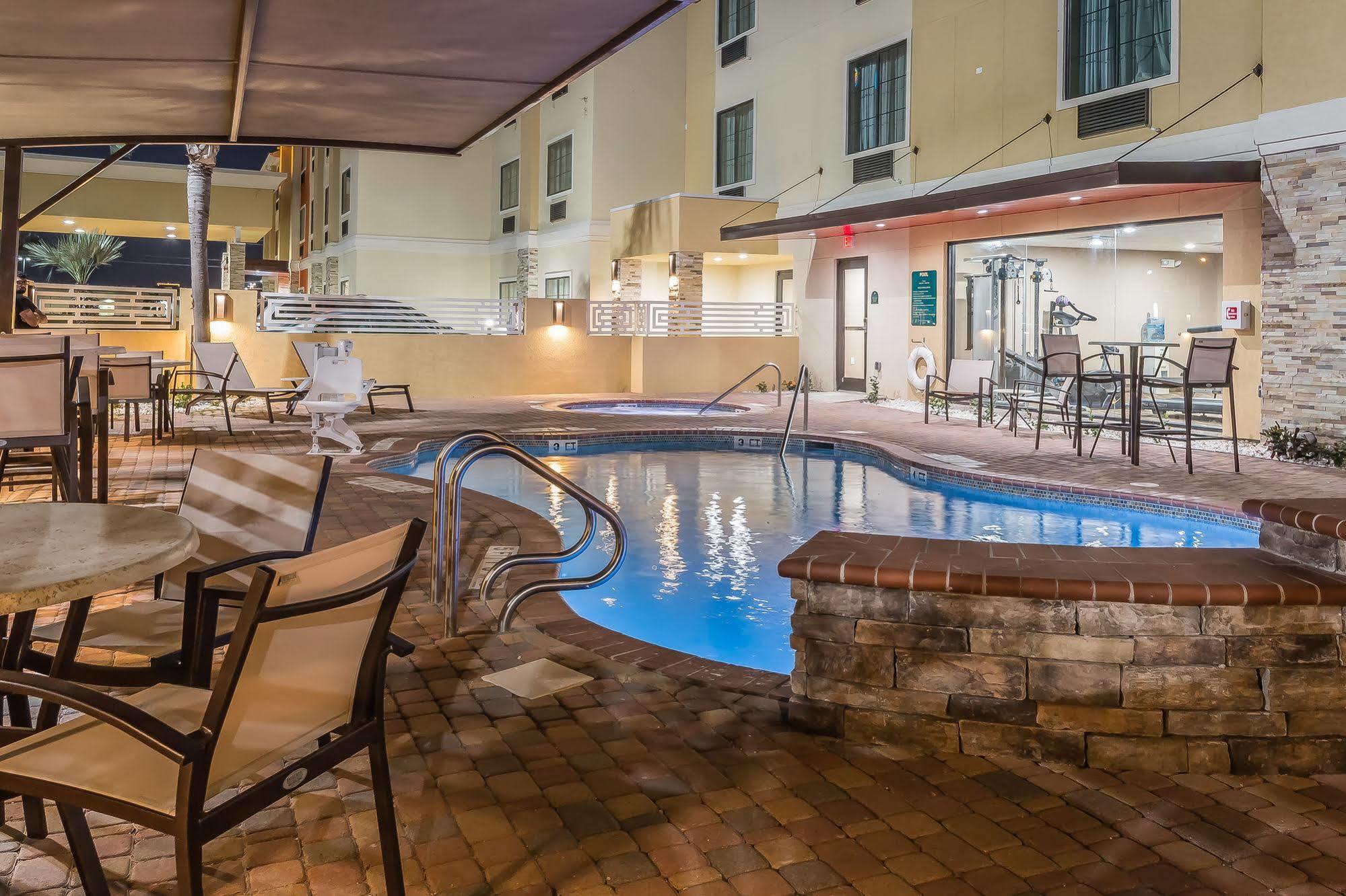 Mainstay Suites Edinburg Esterno foto